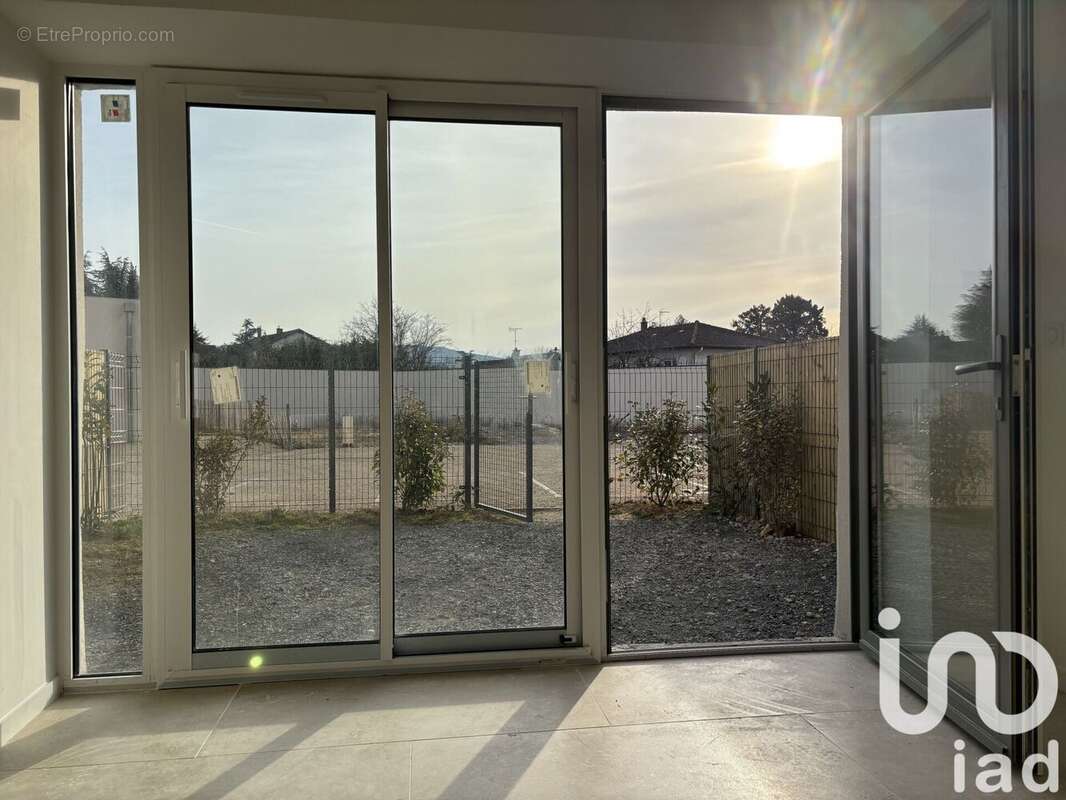 Photo 4 - Appartement à LENTILLY