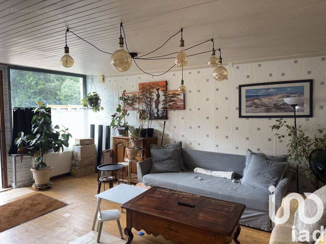 Photo 1 - Maison à SAINT-CARADEC-TREGOMEL