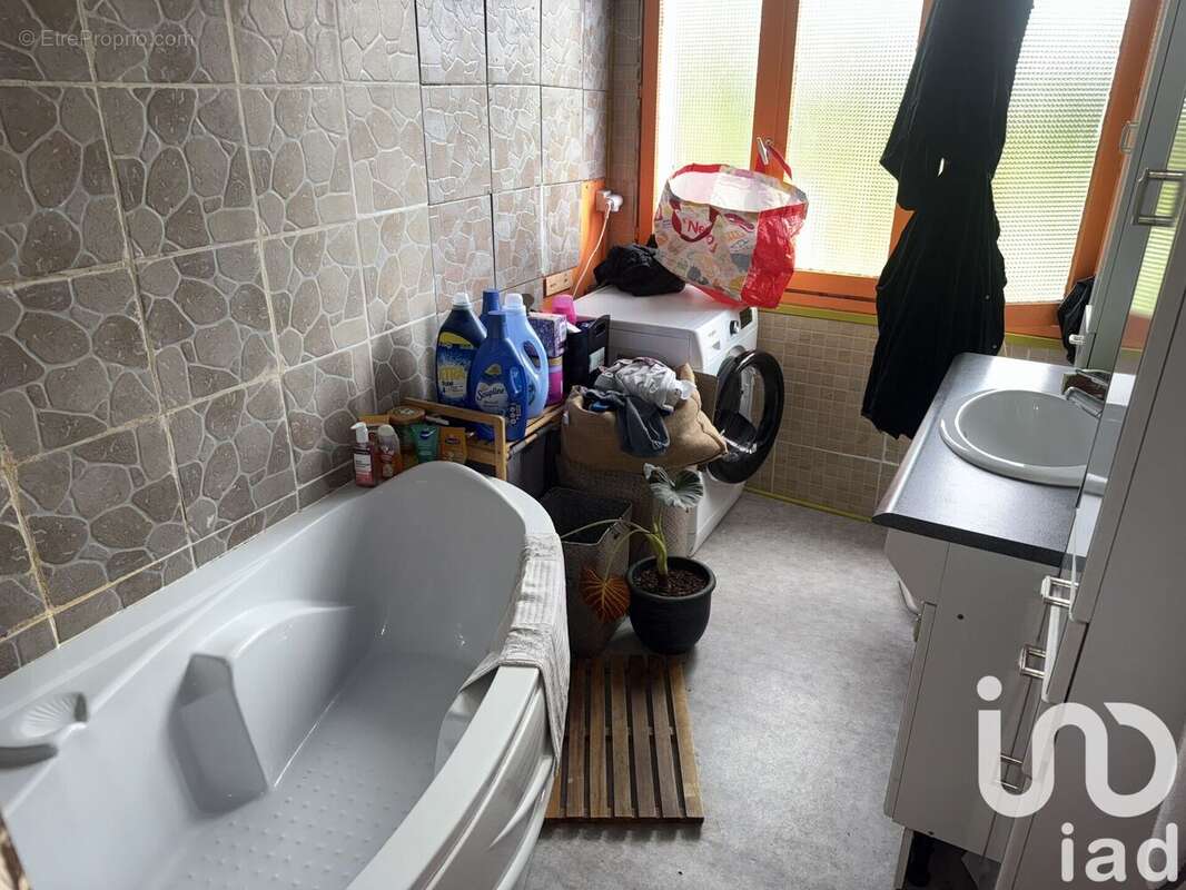 Photo 5 - Maison à SAINT-CARADEC-TREGOMEL