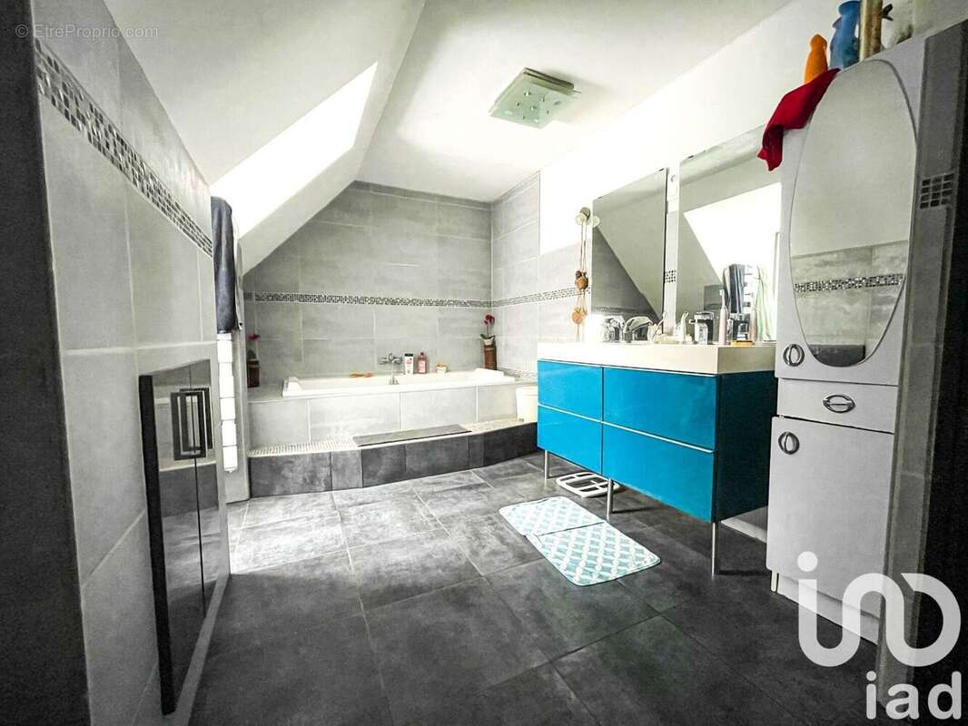 Photo 2 - Maison à LA CHAPELLE-LA-REINE