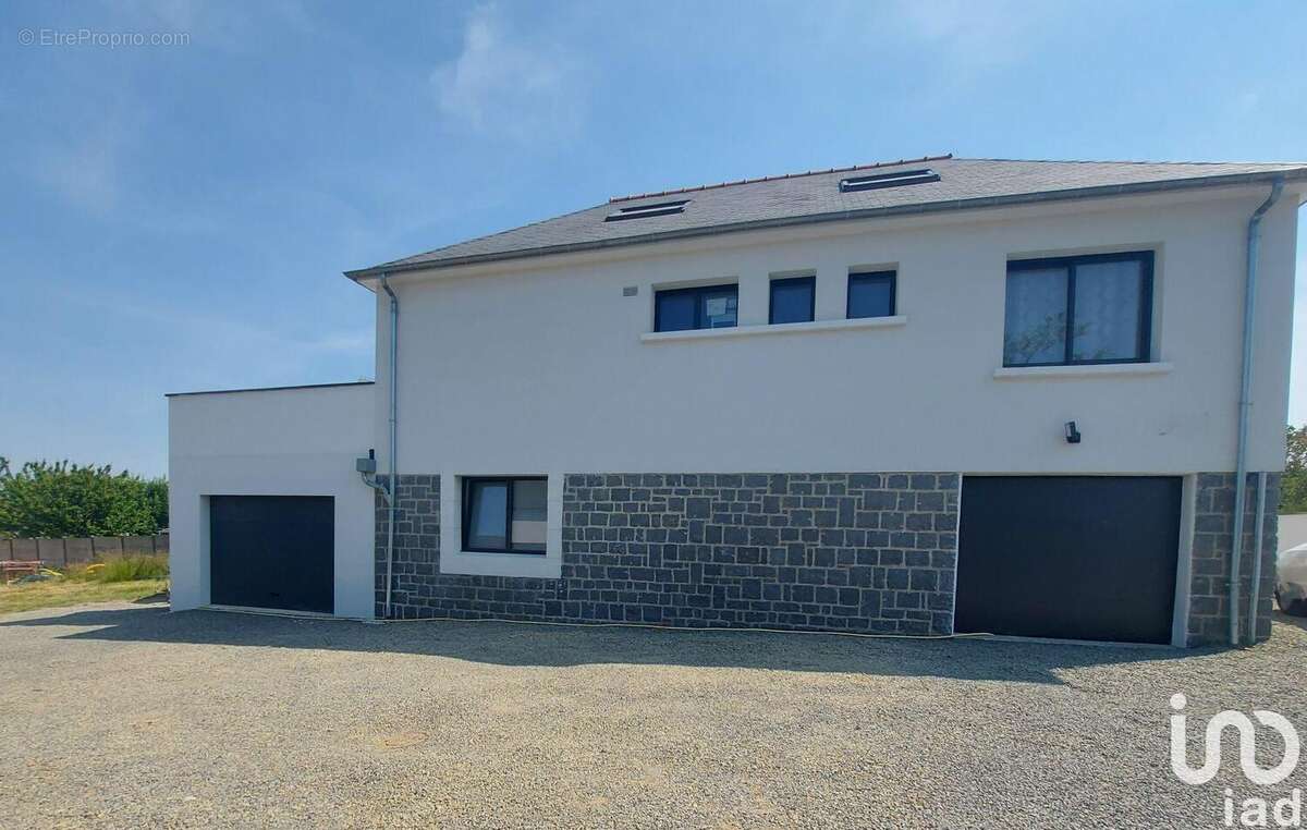 Photo 2 - Maison à MINIAC-MORVAN