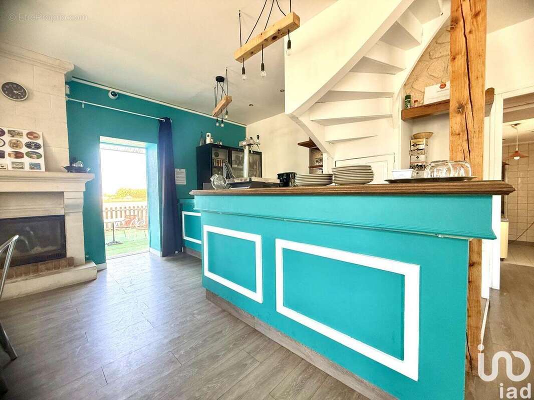 Photo 5 - Commerce à JARDRES