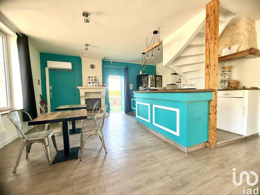 Photo 6 - Commerce à JARDRES