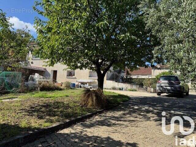 Photo 2 - Maison à LINARS