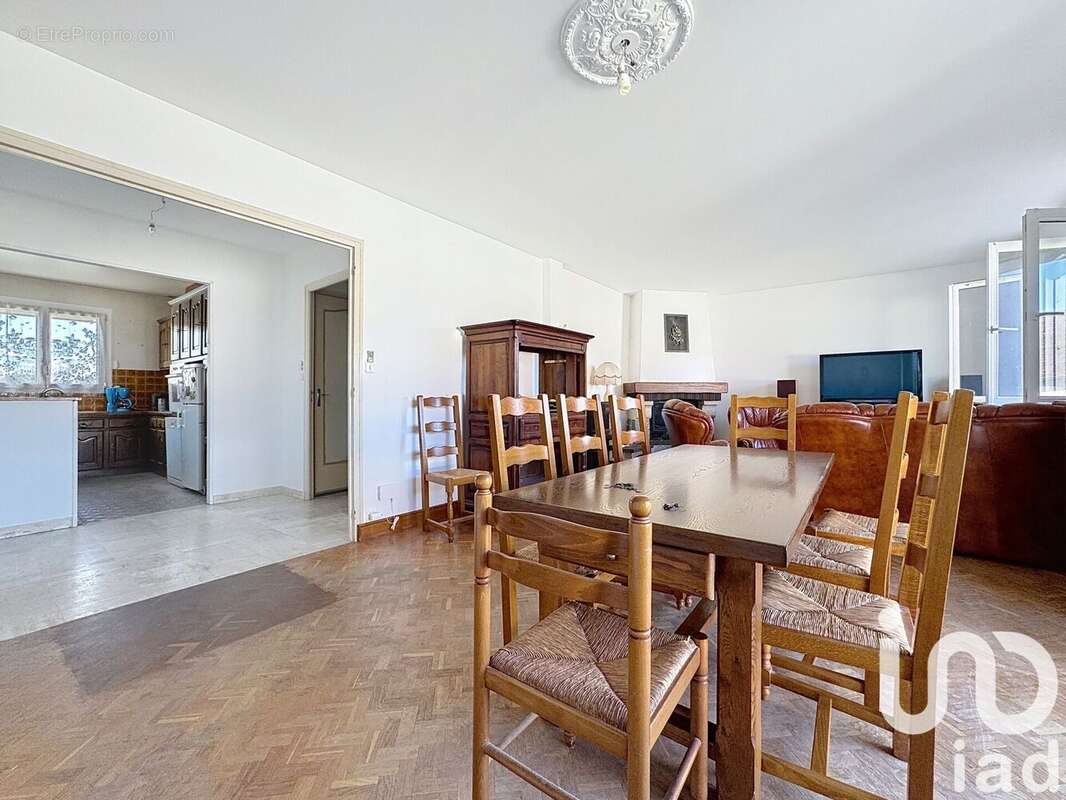 Photo 6 - Maison à LINARS