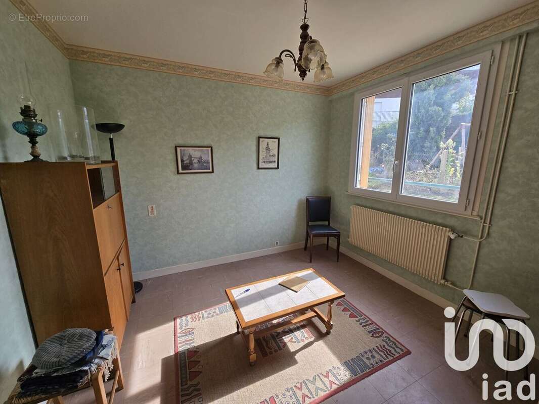 Photo 3 - Maison à YZEURE