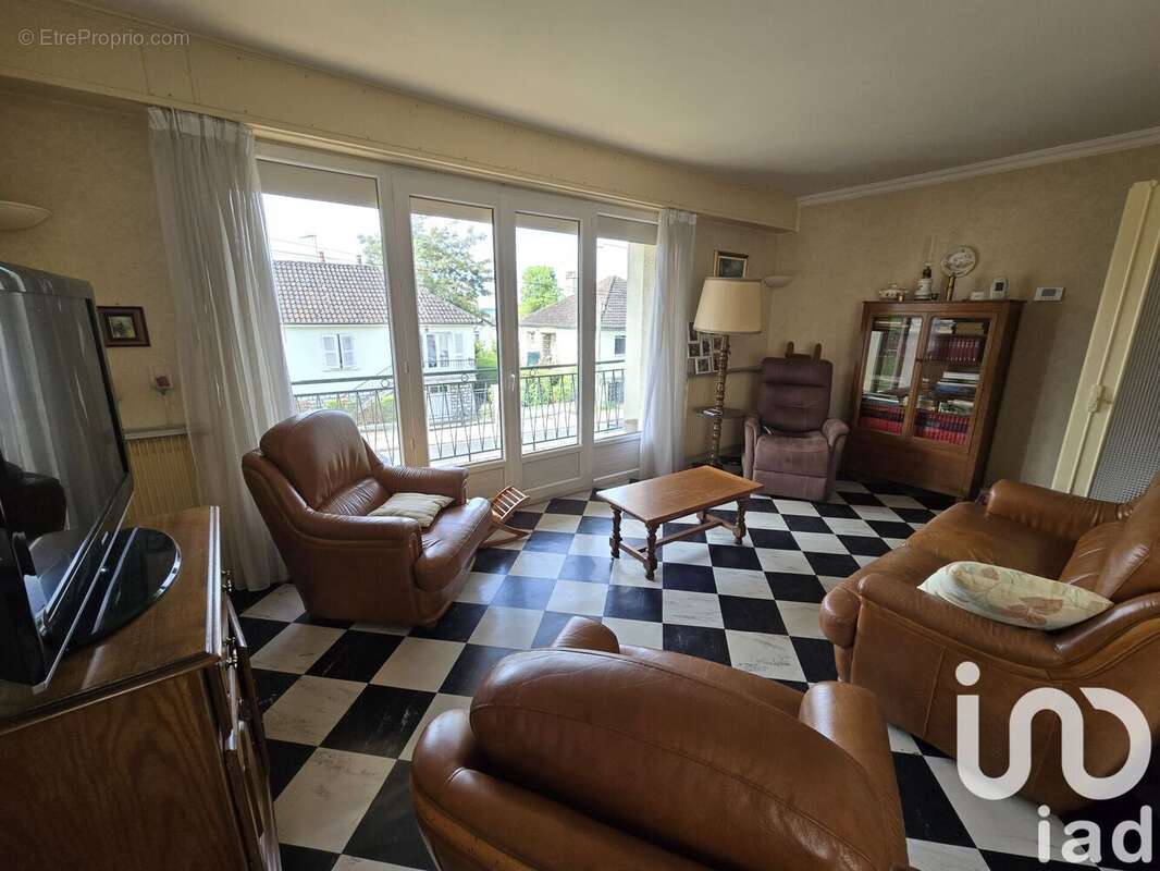 Photo 7 - Maison à YZEURE