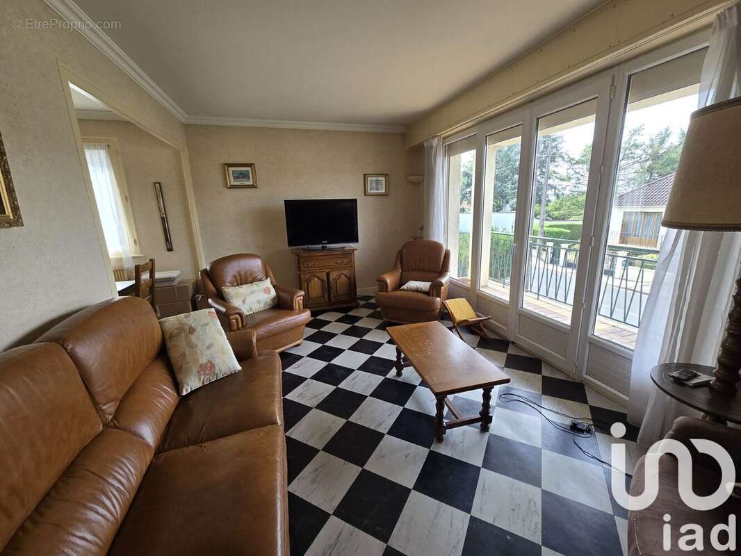 Photo 8 - Maison à YZEURE