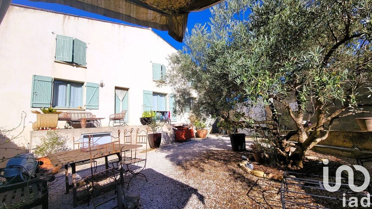 Photo 1 - Maison à ESPONDEILHAN