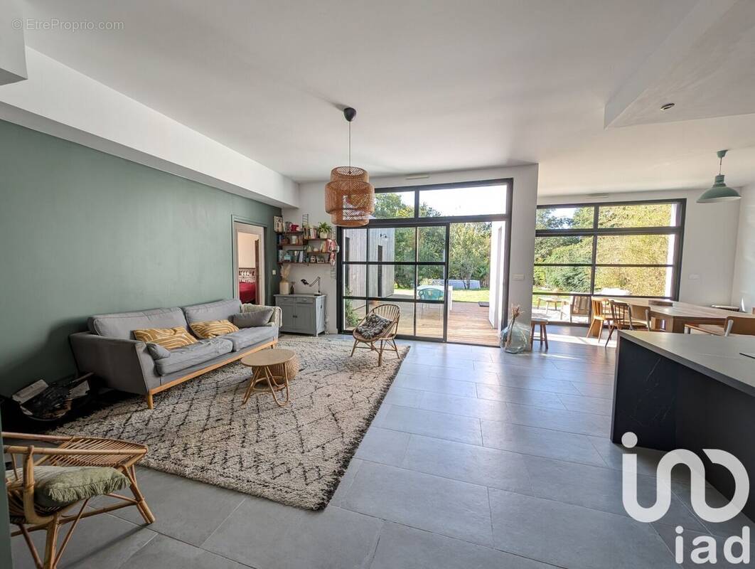 Photo 1 - Maison à LE HEZO