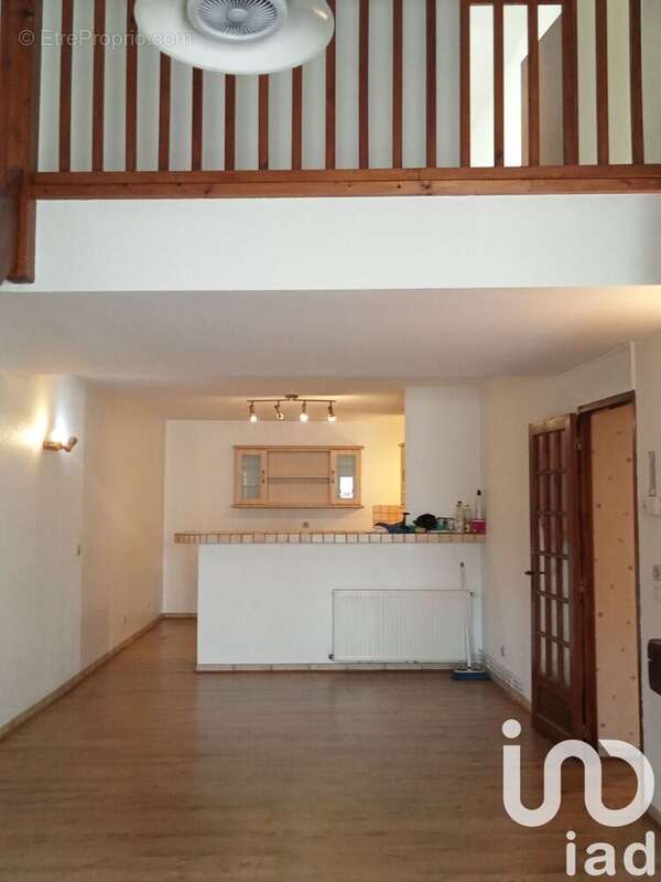 Photo 9 - Appartement à ARS-SUR-MOSELLE