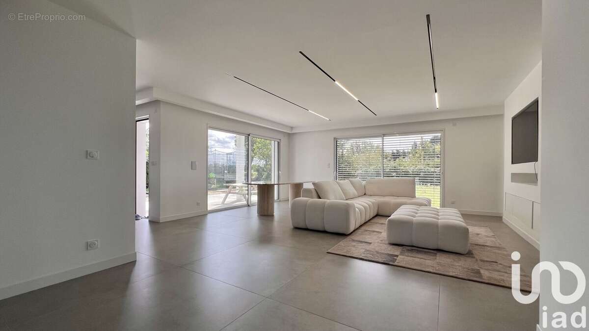 Photo 2 - Maison à LE PLESSIS-GRAMMOIRE