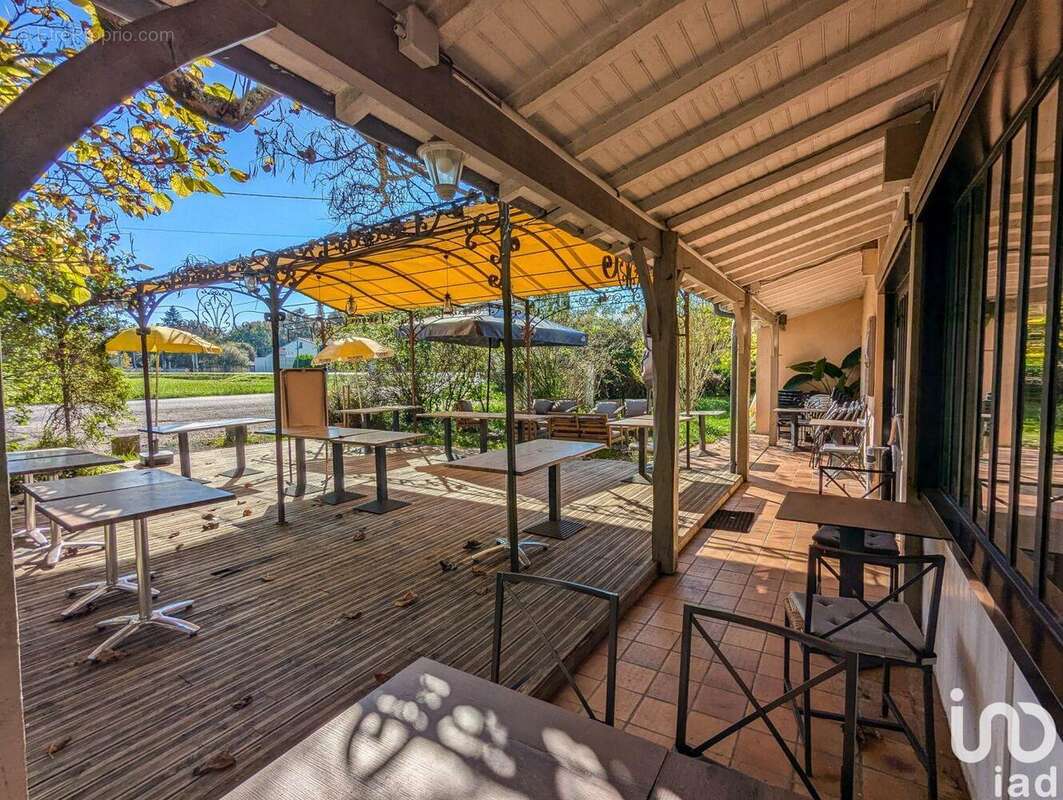 Photo 3 - Commerce à COIMERES