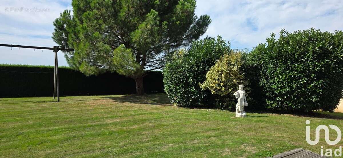 Photo 9 - Maison à VIEUVICQ