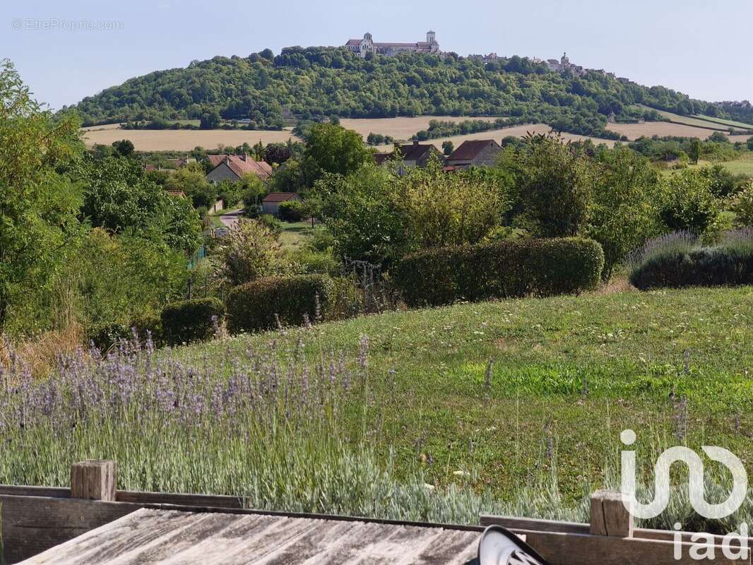 Photo 2 - Maison à ASQUINS