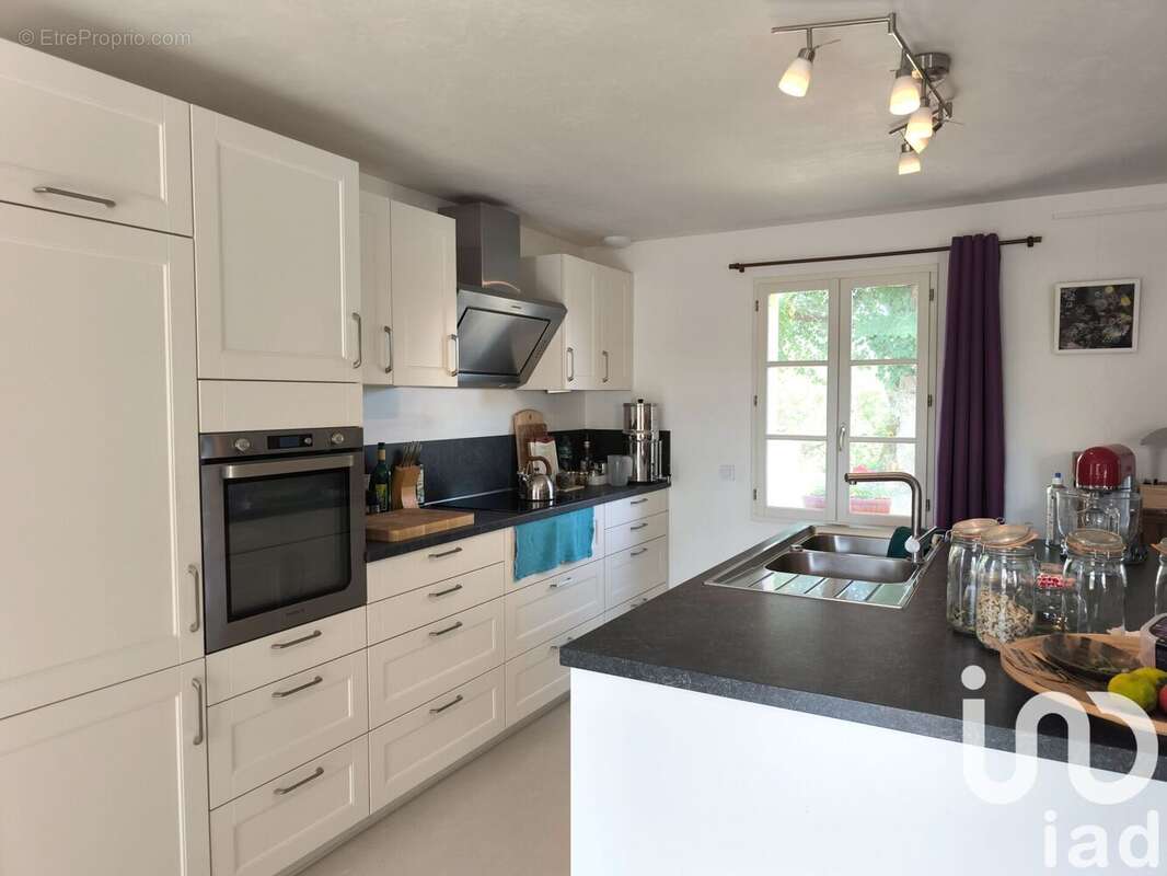 Photo 4 - Maison à ASQUINS