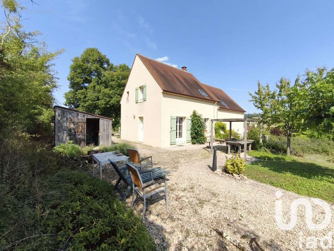 Photo 7 - Maison à ASQUINS