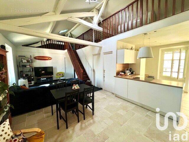 Photo 1 - Appartement à DAMPIERRE-EN-YVELINES