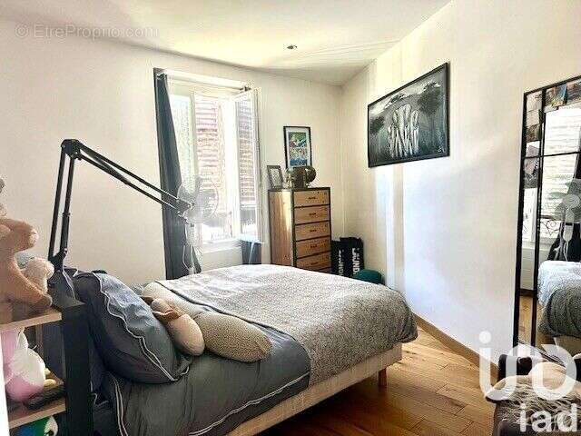 Photo 9 - Appartement à DAMPIERRE-EN-YVELINES