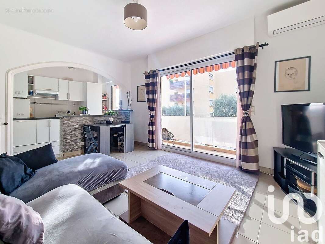 Photo 2 - Appartement à NICE