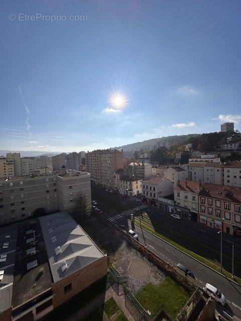 Appartement à SAINT-ETIENNE