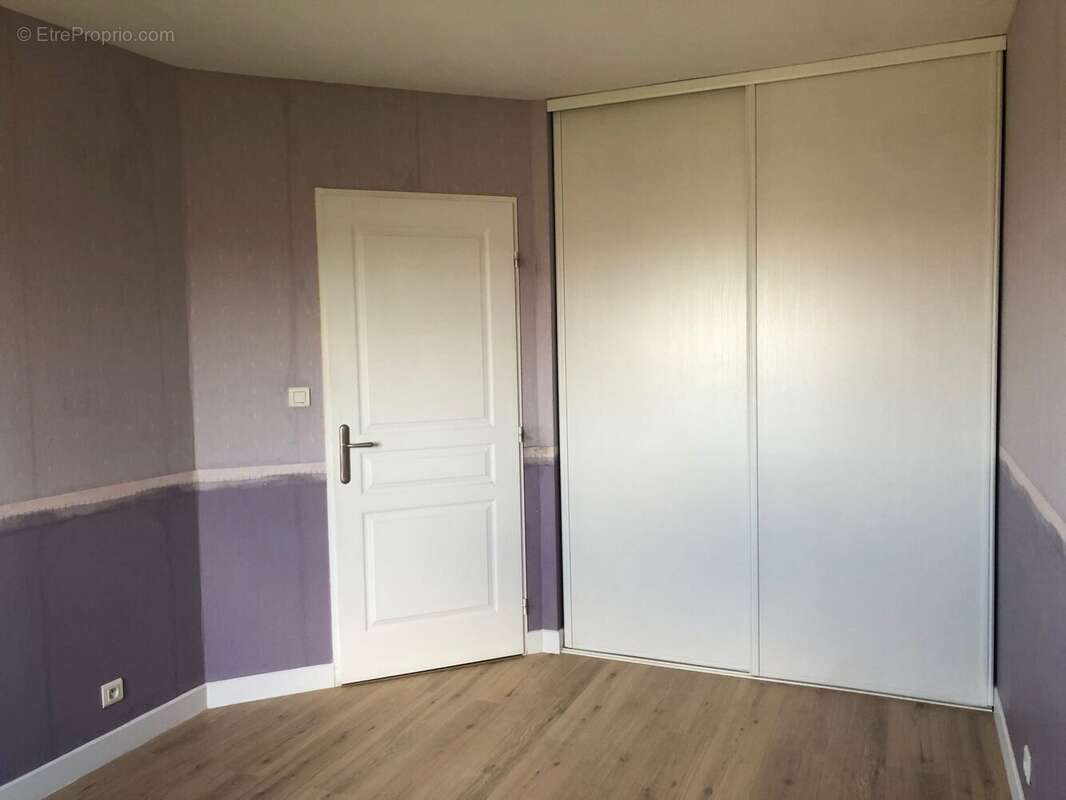 Maison à ROCHE-LA-MOLIERE