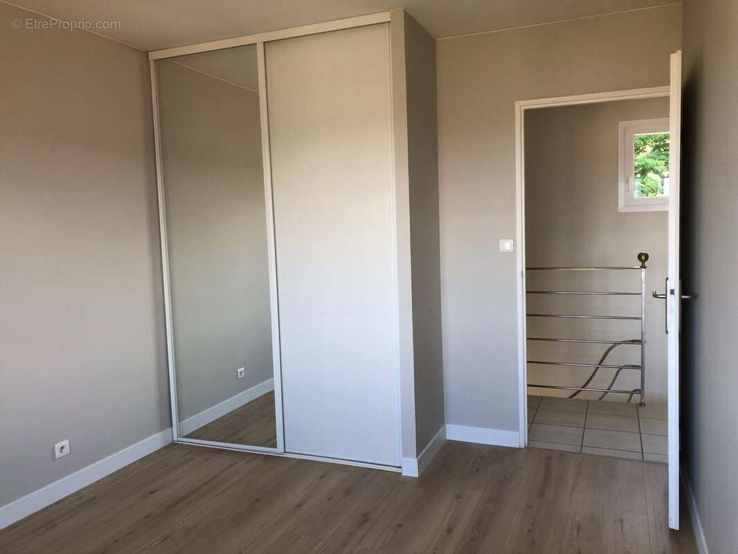 Maison à ROCHE-LA-MOLIERE