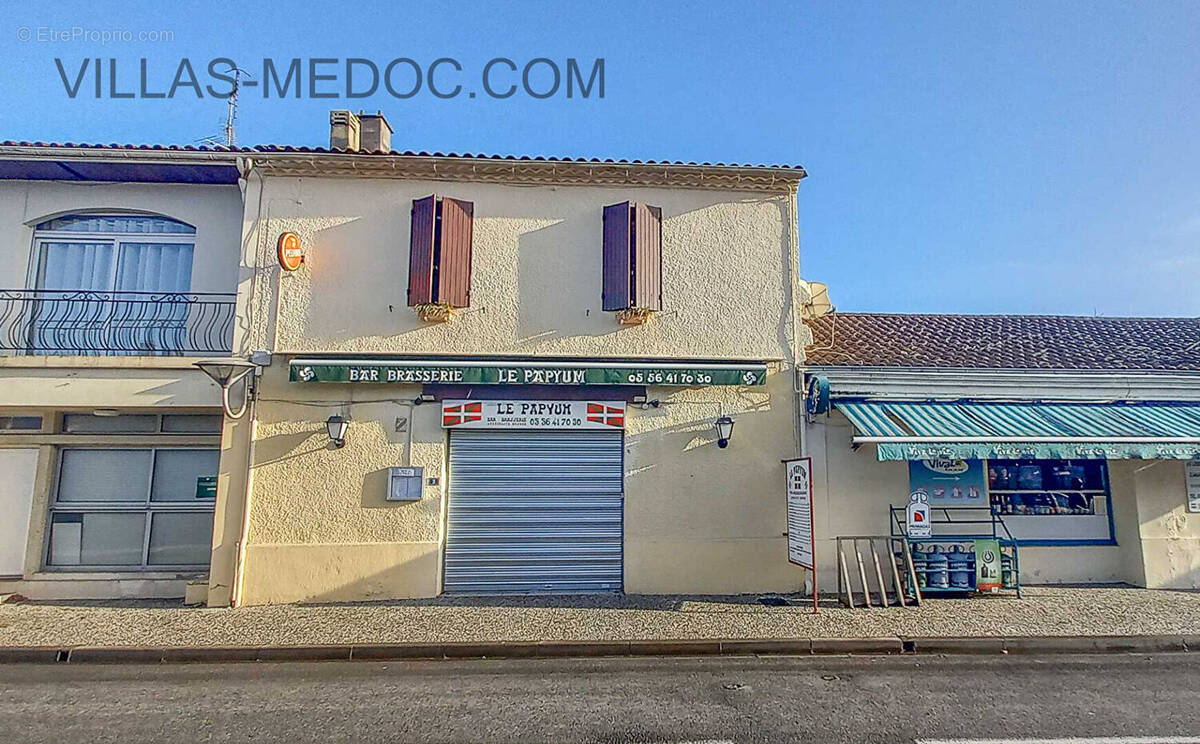 Maison à VENDAYS-MONTALIVET