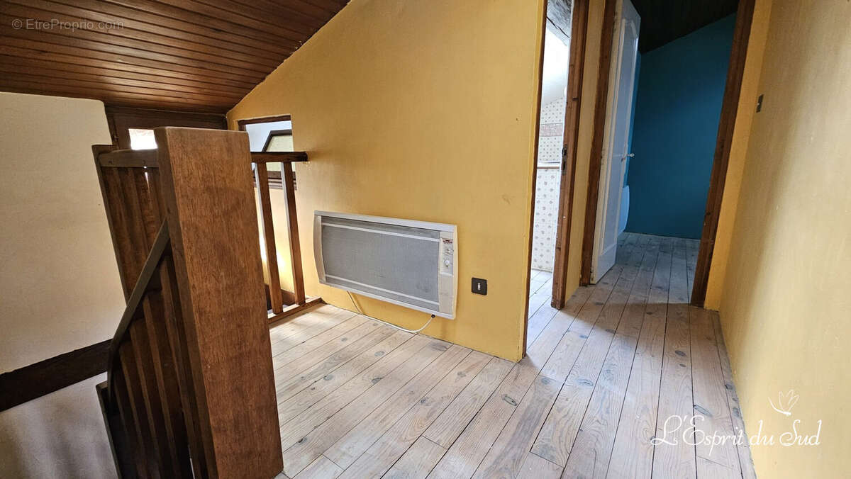 Palier 2ème étage - Maison à RABASTENS