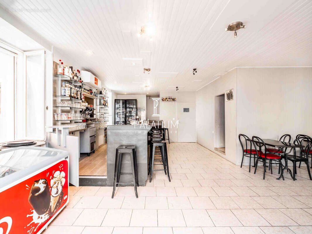 Autre à LA BASTIDE-DES-JOURDANS