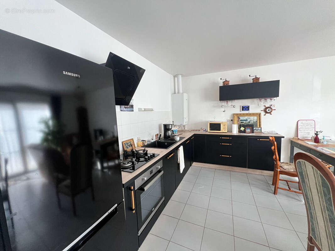 Appartement à FOURAS