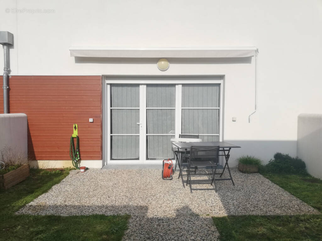 Appartement à FOURAS