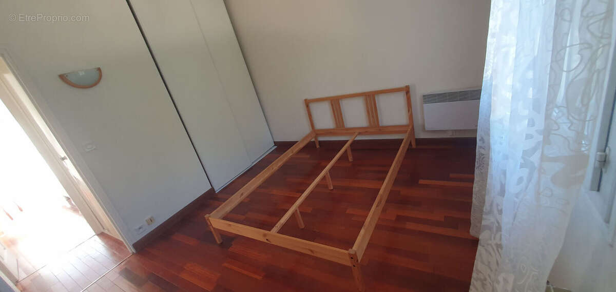 Appartement à LA CELLE-SAINT-CLOUD