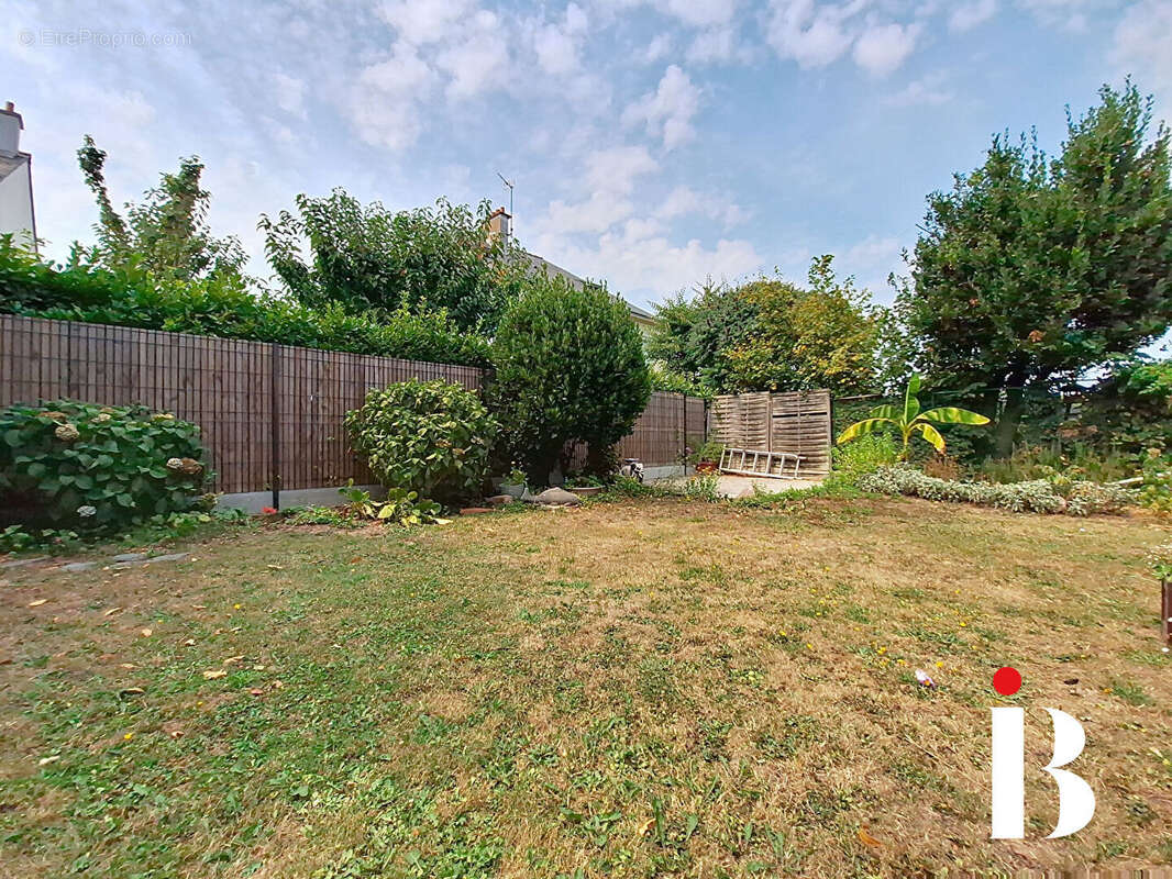 Maison à LA CHAPELLE-SUR-ERDRE