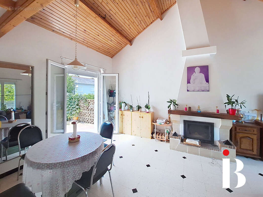 Maison à LA CHAPELLE-SUR-ERDRE