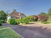 Maison à PONT-DE-VAUX