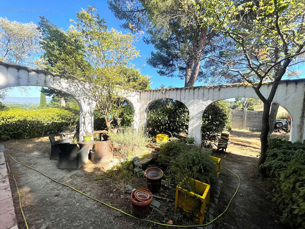 Maison à JONQUERETTES