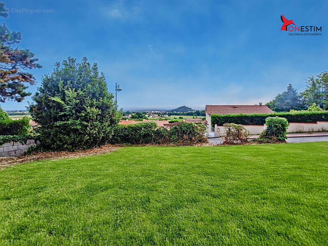 Maison à SAINT-GEORGES-HAUTE-VILLE