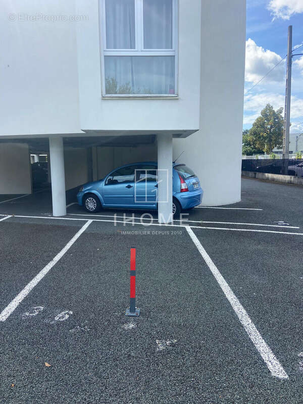 Parking à ANGERS
