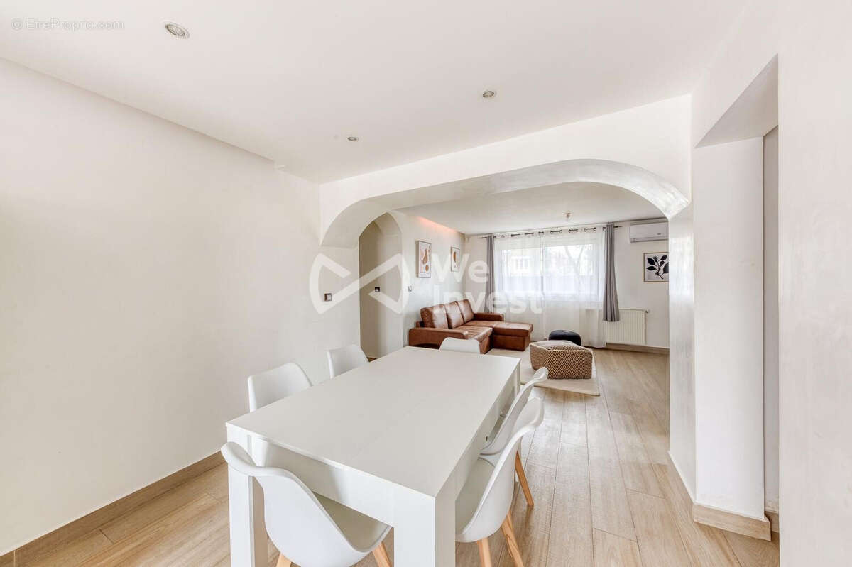 Maison à VAIRES-SUR-MARNE