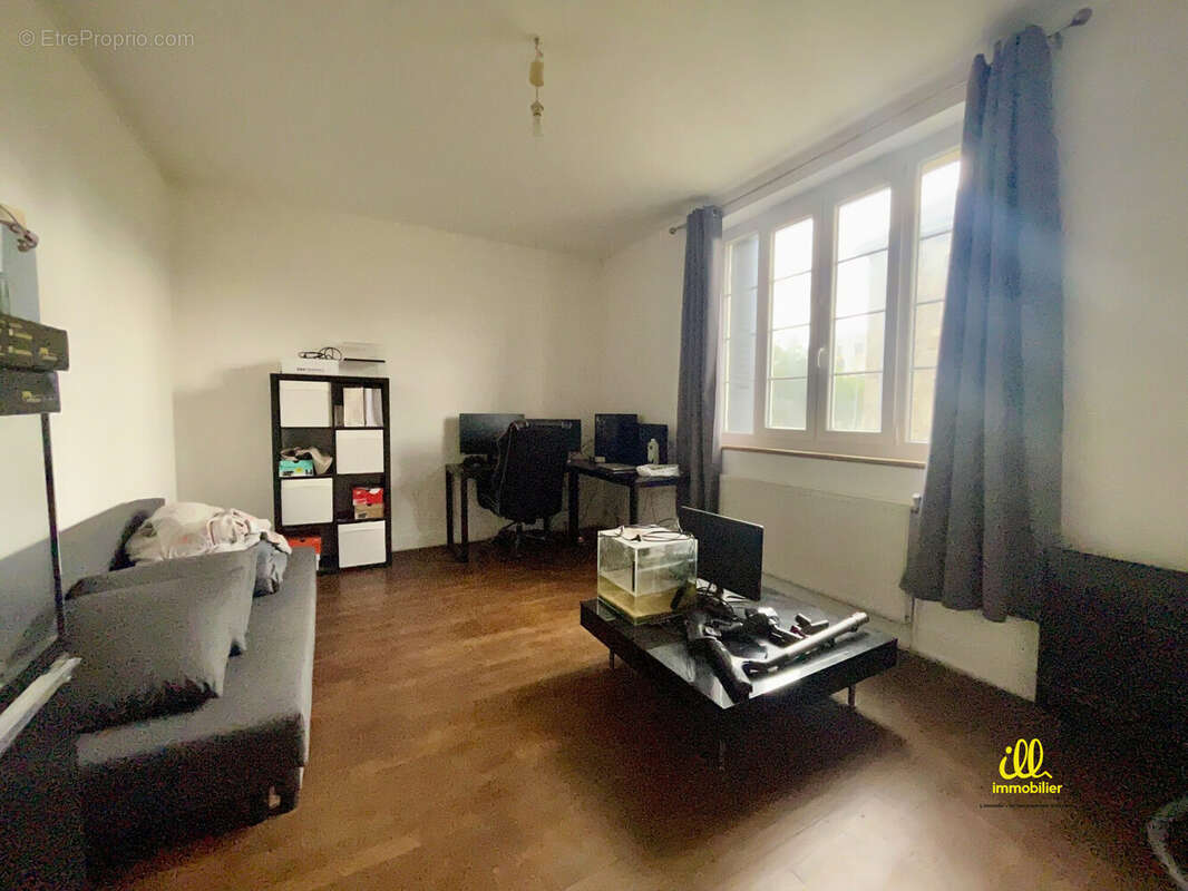 Appartement à CHARLEVILLE-MEZIERES