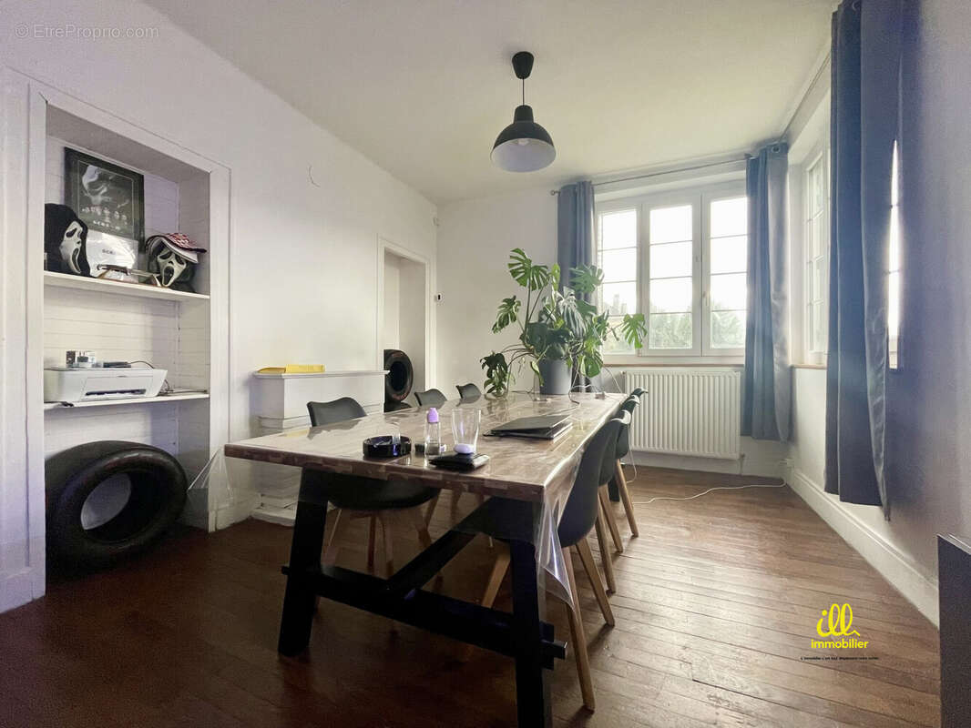 Appartement à CHARLEVILLE-MEZIERES