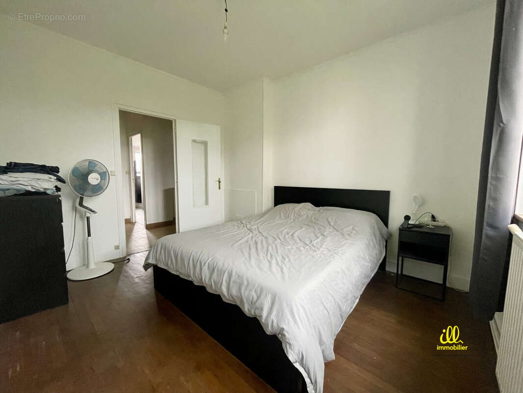 Appartement à CHARLEVILLE-MEZIERES