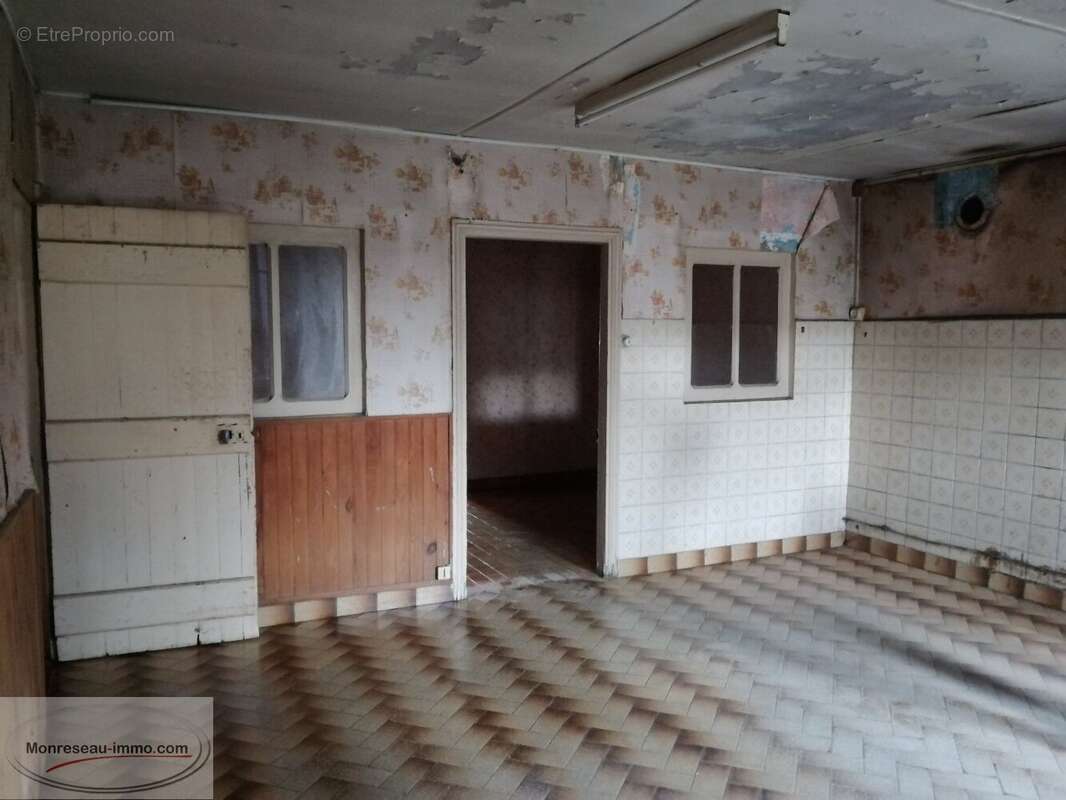 Maison à PONT-DE-VAUX