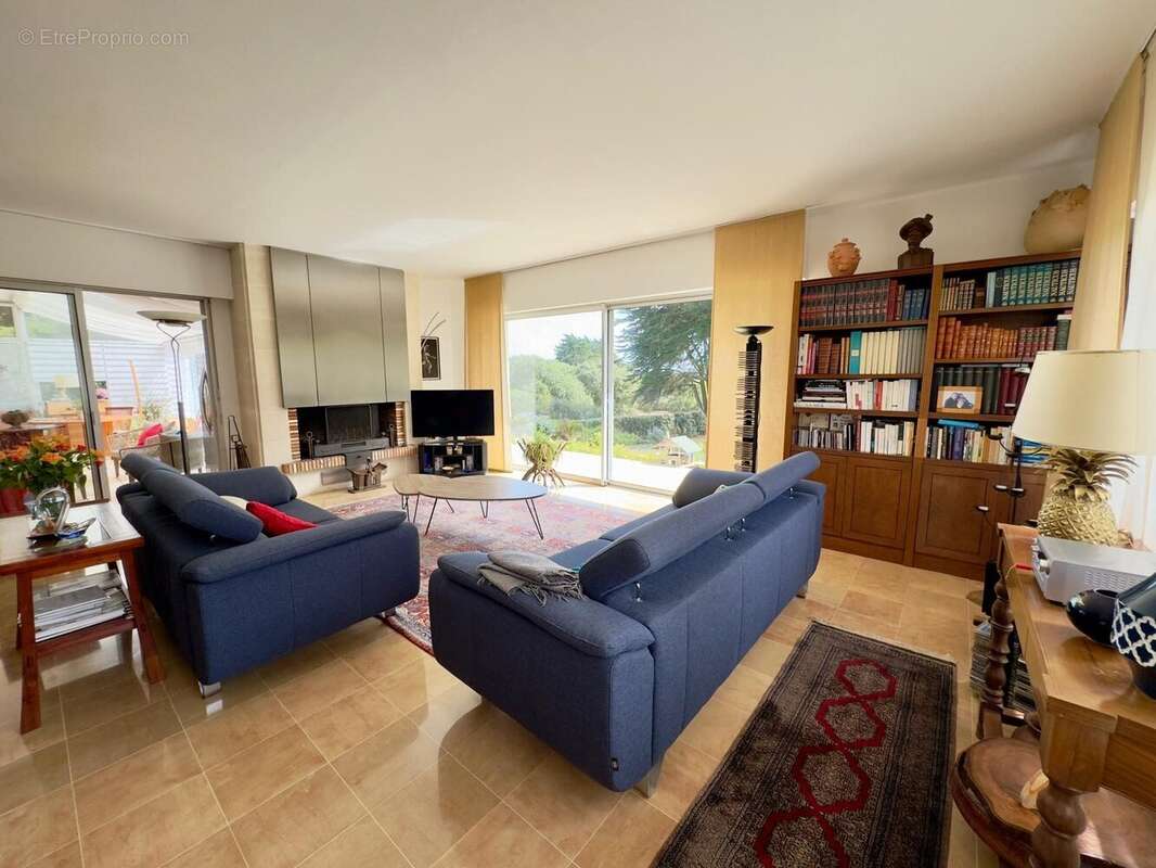 Maison à LE POULIGUEN