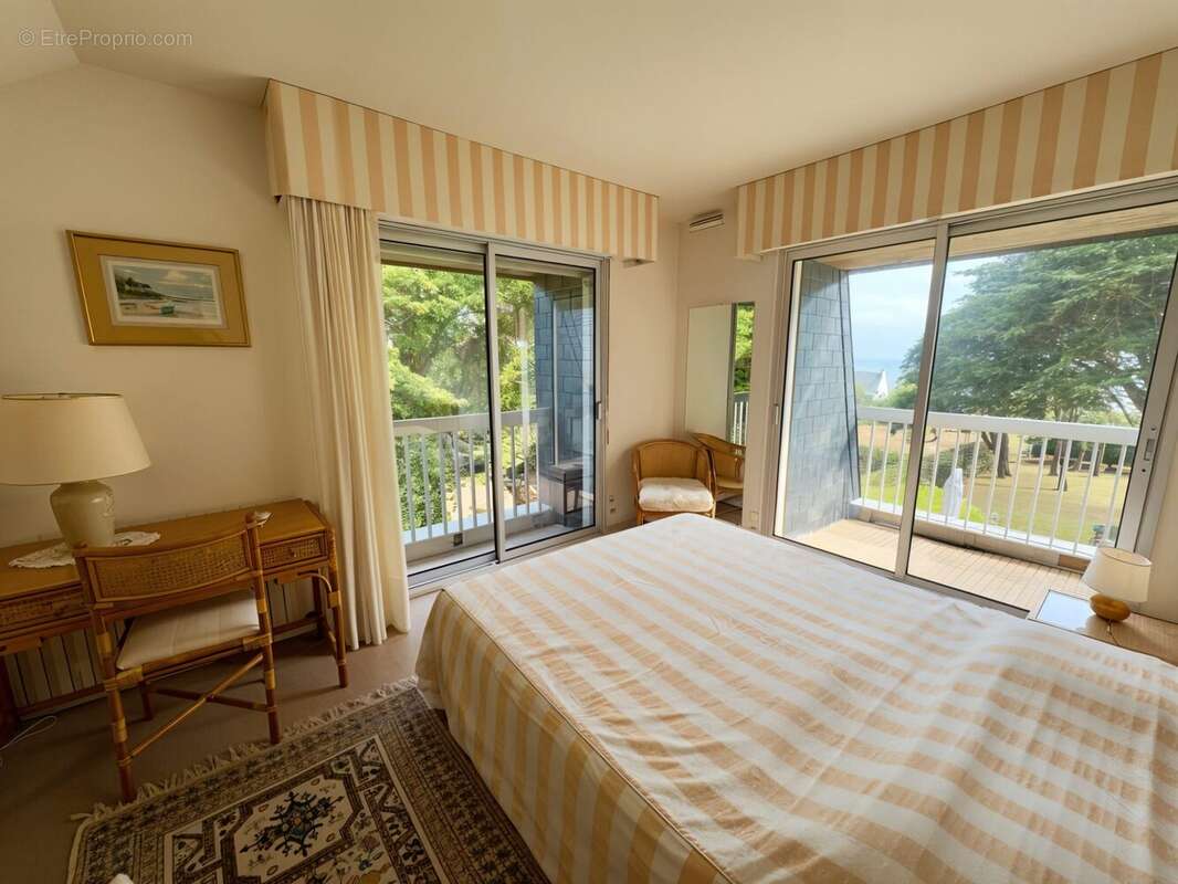 Maison à LE POULIGUEN