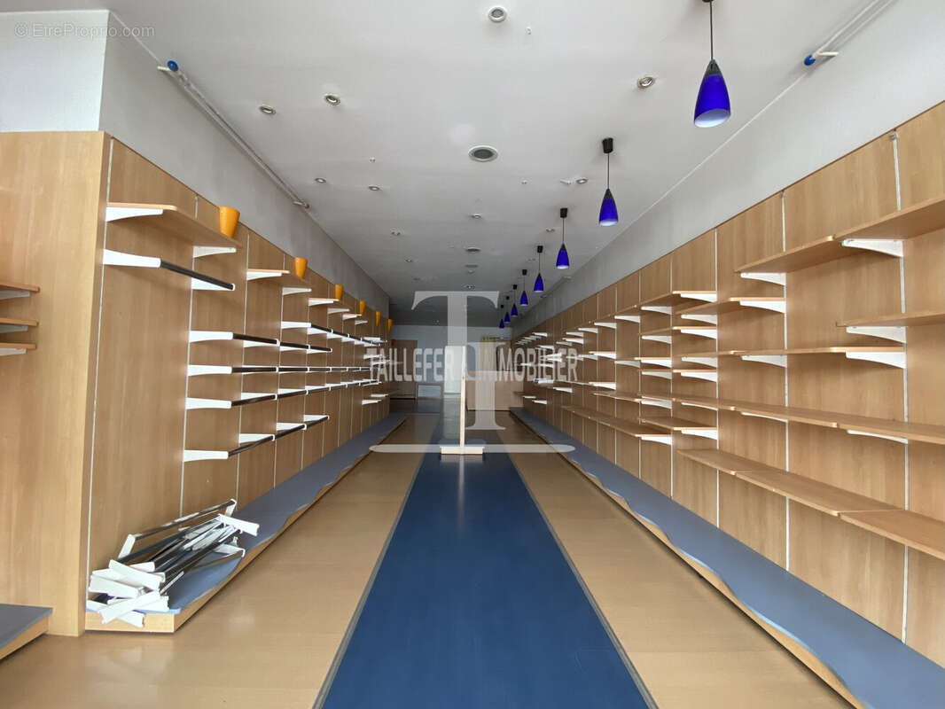 Commerce à PERIGUEUX