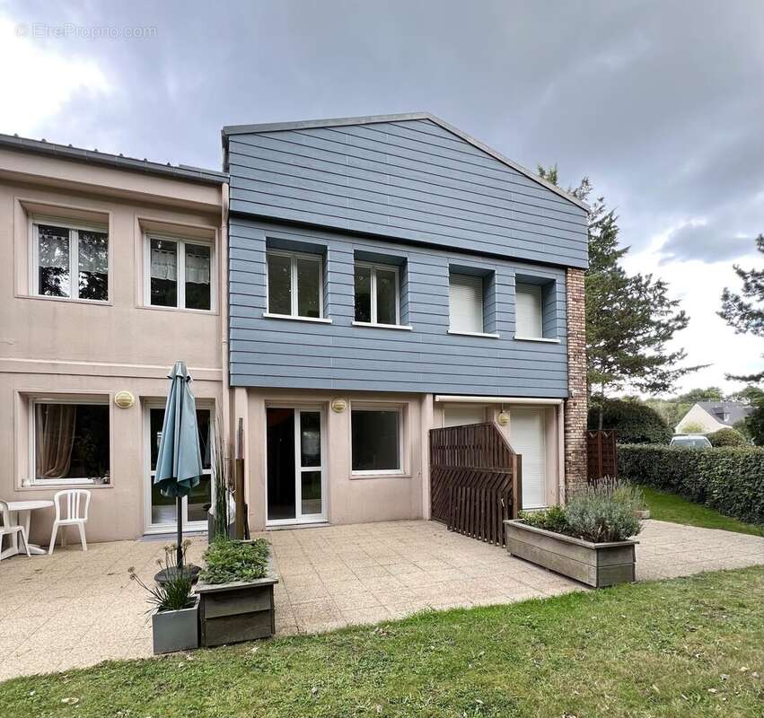 Appartement à SAINT-PAIR-SUR-MER