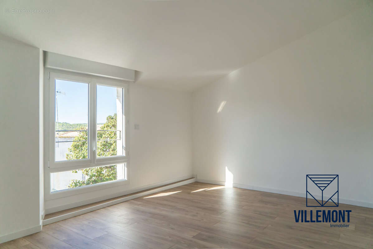 Maison à VILLEVEYRAC