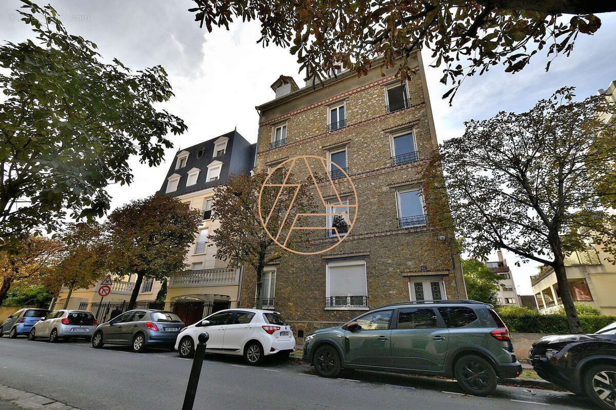 Appartement à SAINT-MAUR-DES-FOSSES